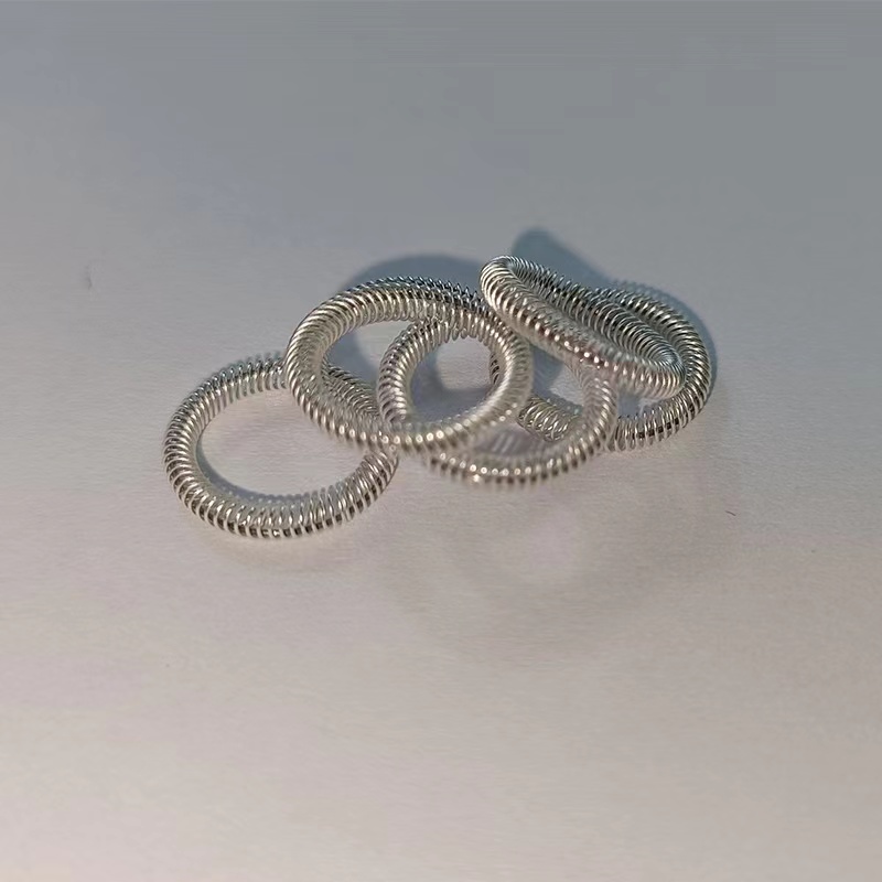 contact spring--spring energized seals