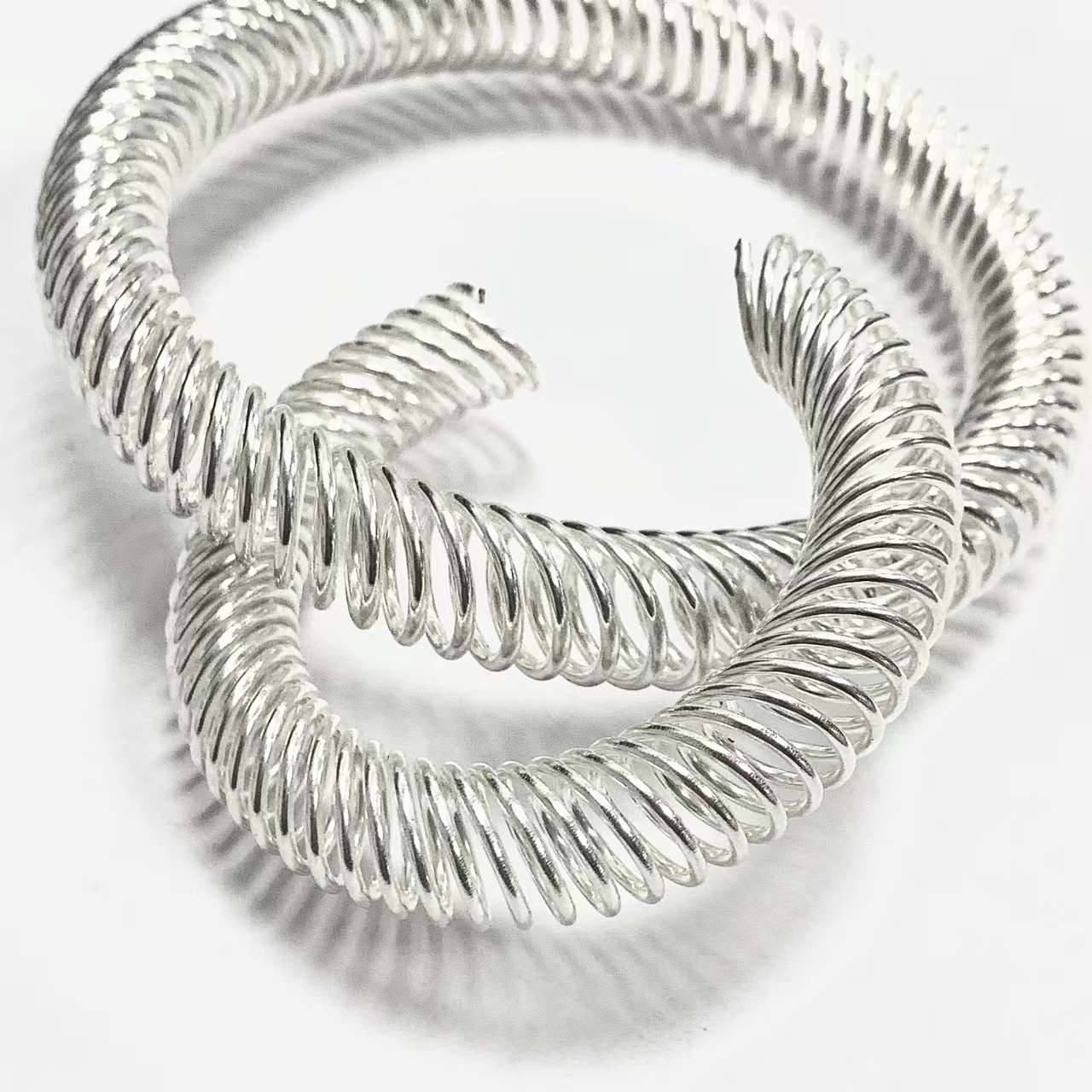 Applications of Canted Coil Springs in Energy and Power