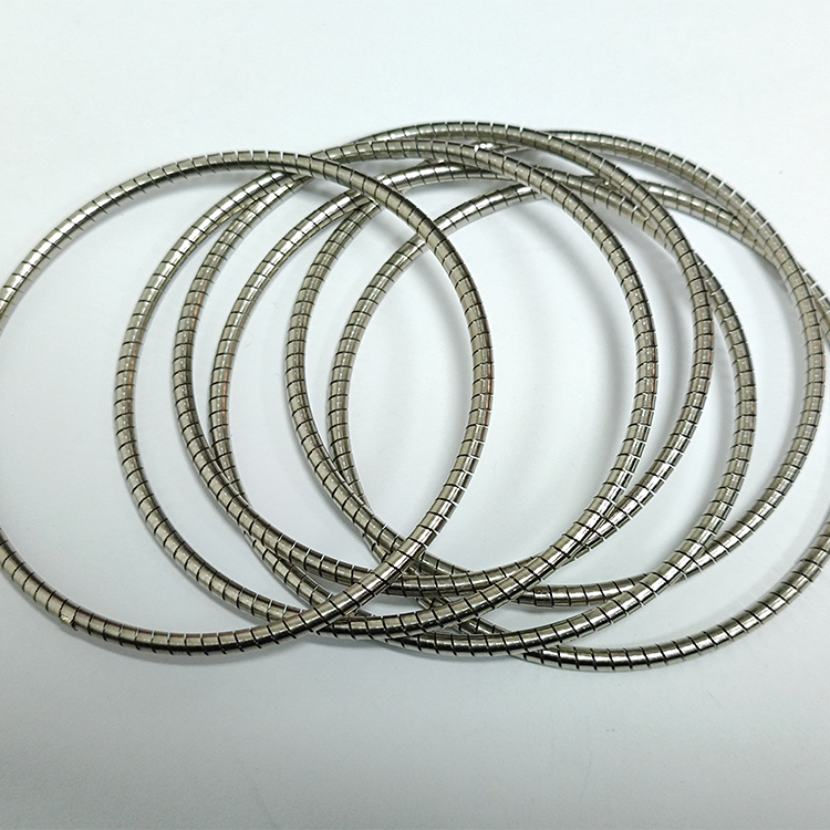 Helical springs-sealing springs
