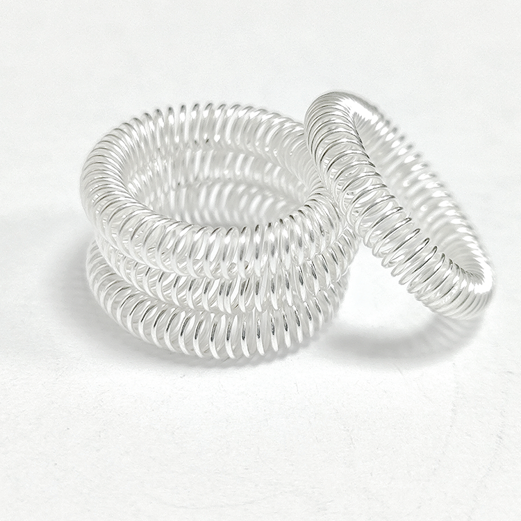 conductive springs-spring energized seal