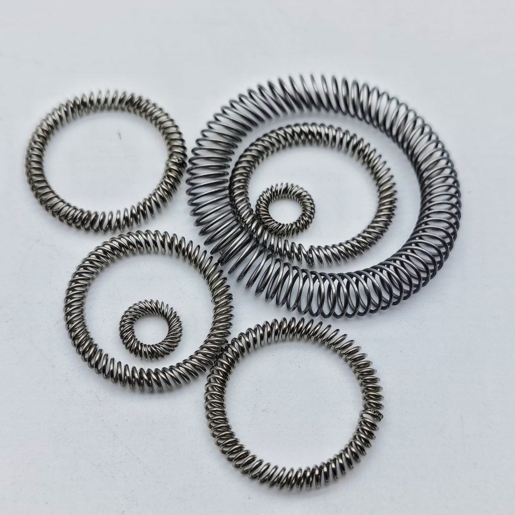 canted coil springs| inclined coil spring-Handa spring-spring energized seal