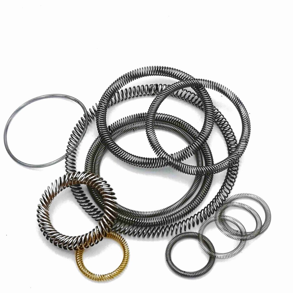 schräge Spiralfedern, schräge Spiralfedern, schräge Spiralfedern, federbelastete Dichtung